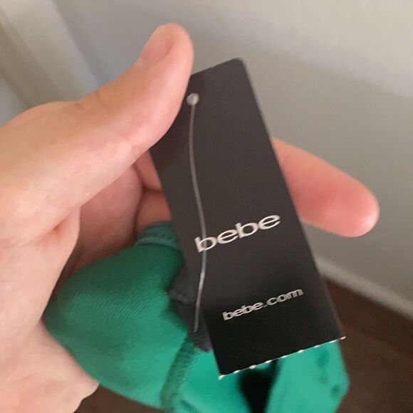 Bebe Green V-Neck Shirred Dress - Picture 10 of 15